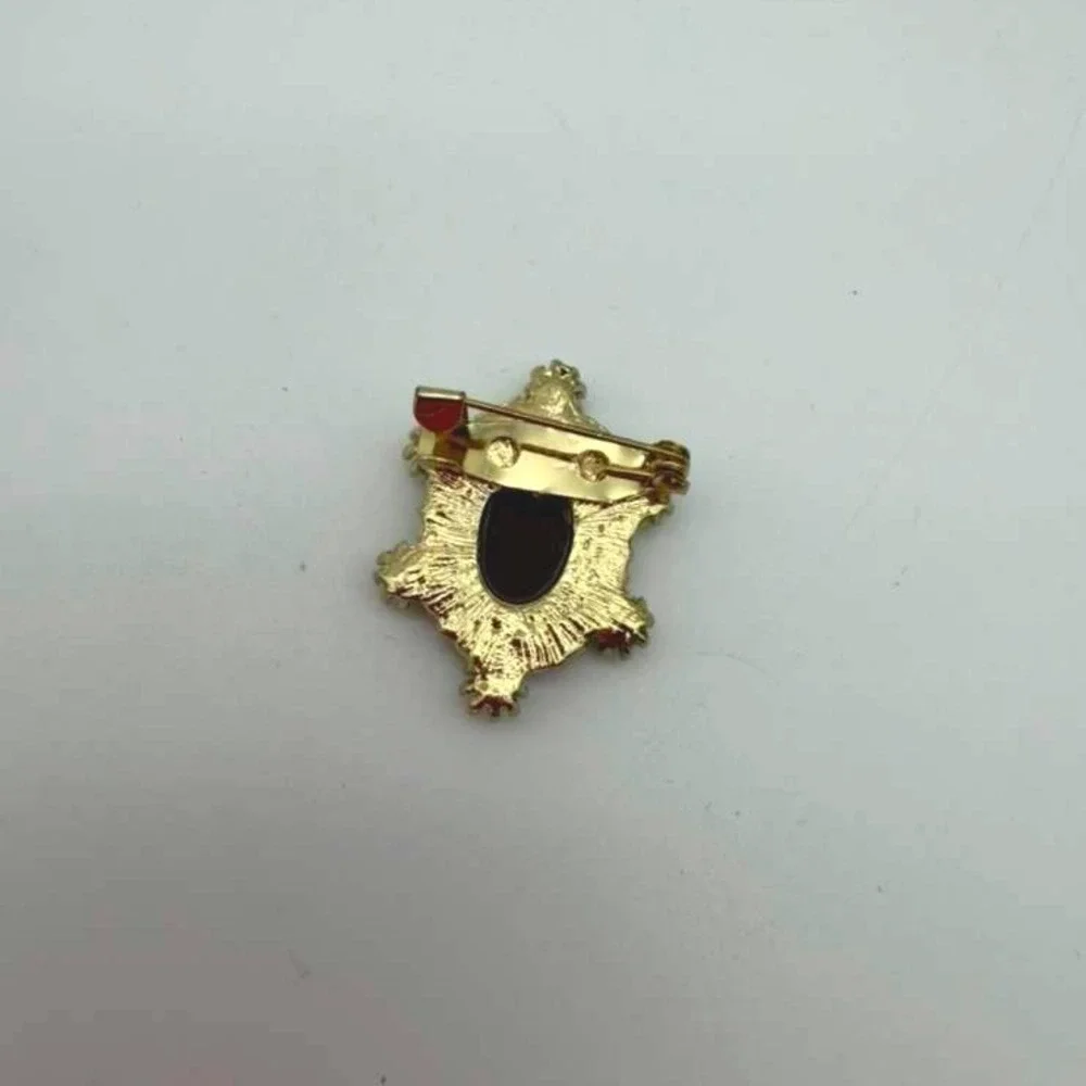 Mini Cameo Brooch – Vintage Style - Picture 2 of 4